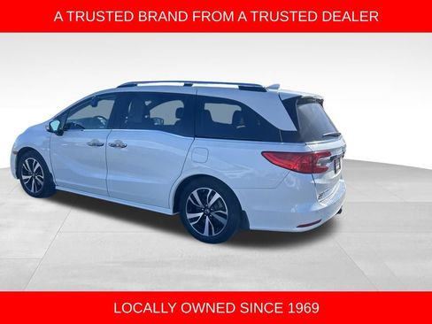 Used 2018 Honda Odyssey Elite image 3