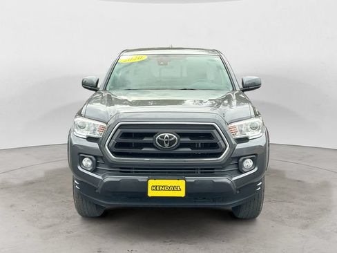 Used 2020 Toyota Tacoma SR5 AWD/4WD image 2