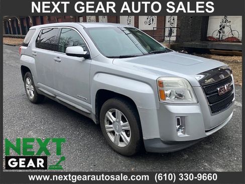 Used 2015 GMC Terrain SLE image 1