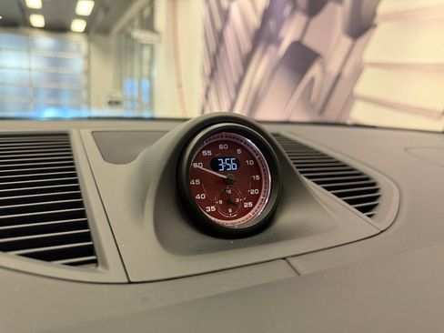 New 2026 Porsche Macan S image 24