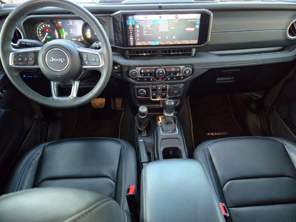 Used 2024 Jeep Wrangler High Altitude AWD/4WD image 12