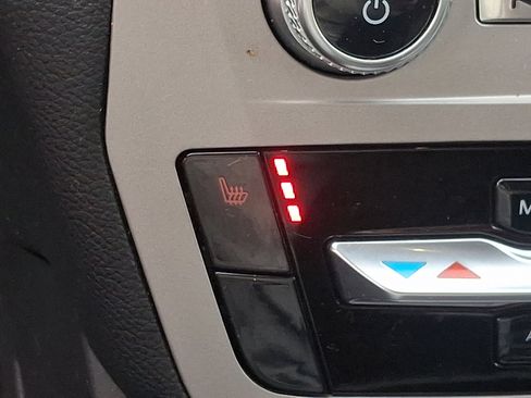 Certified 2022 Ford Explorer XLT w/ Class IV Trailer Tow Package image 23