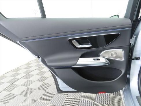 New 2026 Mercedes-Benz E 350 4MATIC Sedan image 28