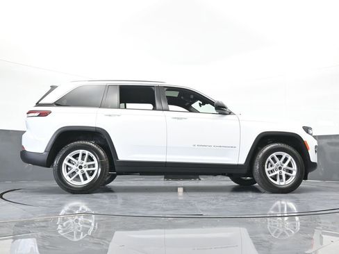 New 2026 Jeep Grand Cherokee Laredo AWD/4WD image 58