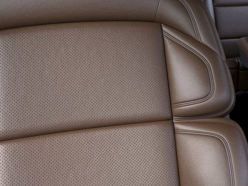 New 2026 Lincoln Navigator Reserve AWD/4WD image 16