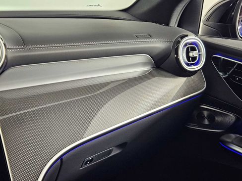 New 2025 Mercedes-Benz GLC 300 4MATIC image 37