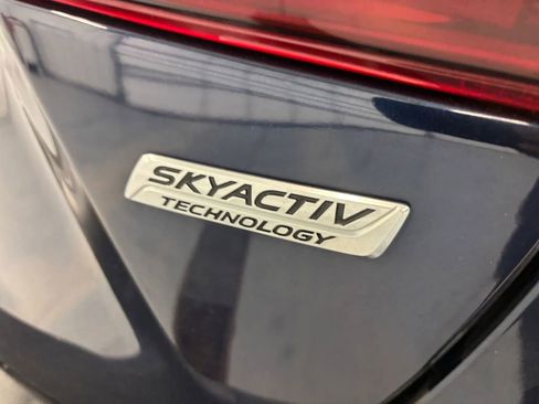 Used 2018 MAZDA MAZDA3 Touring image 51