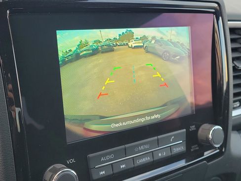 Certified 2022 Nissan Frontier SV image 30