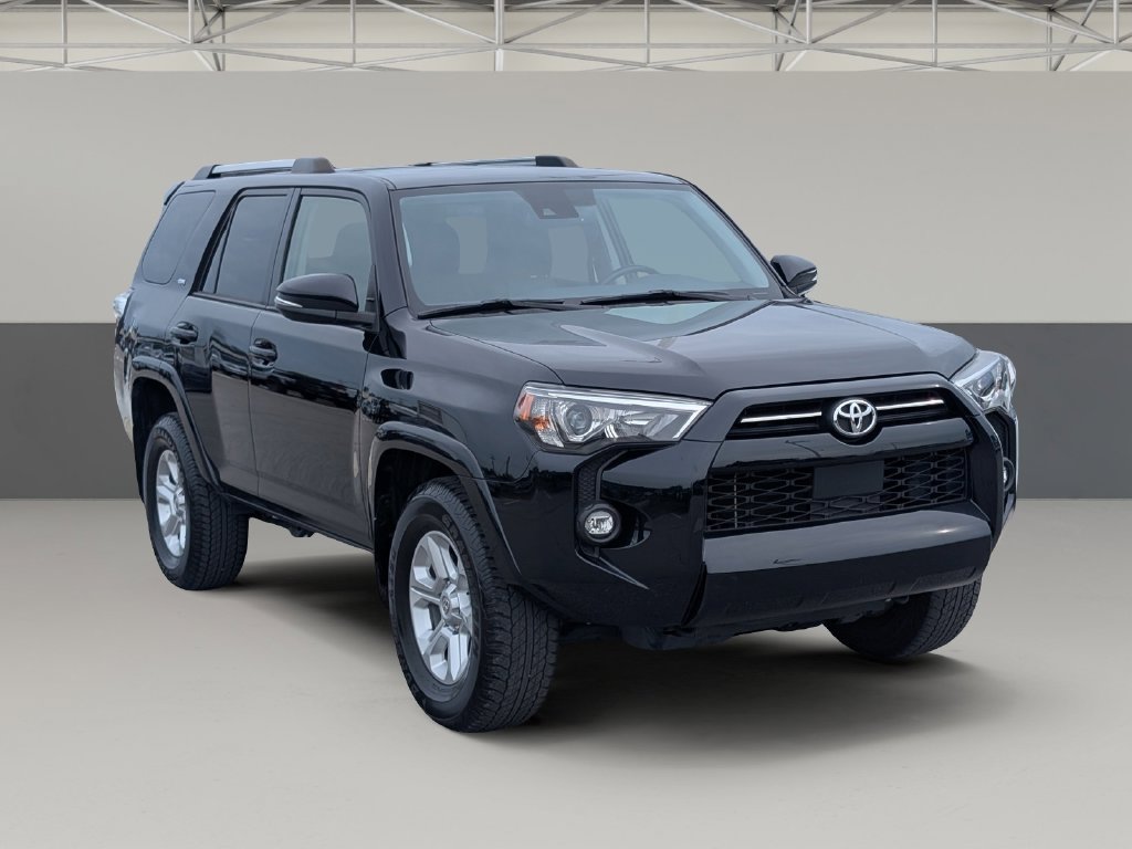 Used 2023 Toyota 4Runner SR5 Premium w/ Moonroof Package RWD image 2
