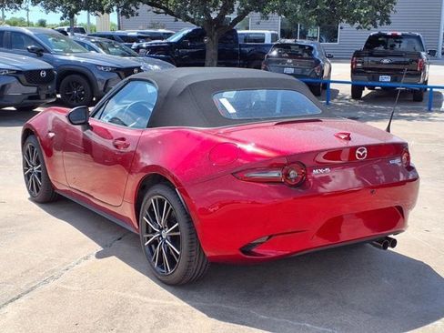 New 2025 MAZDA MX-5 Miata Grand Touring image 2