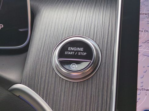 Certified 2026 Mercedes-Benz GLC 300 4MATIC image 28