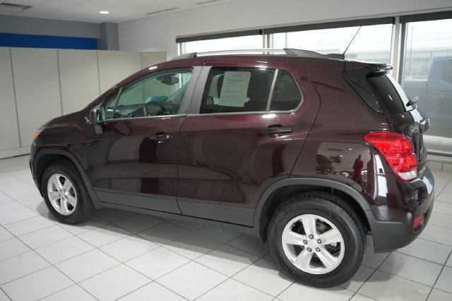 Used 2021 Chevrolet Trax LT AWD/4WD image 4