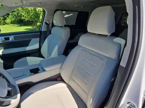 Used 2024 Hyundai Santa Fe Calligraphy image 15