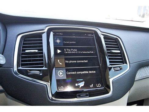 Used 2021 Volvo XC90 T6 Inscription image 25