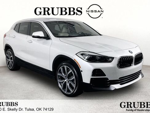 Used 2022 BMW X2 sDrive28i w/ Premium Package FWD image 1