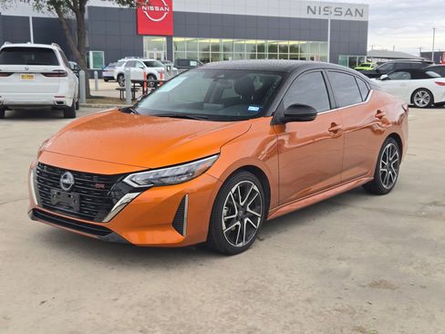 Certified 2024 Nissan Sentra SR image 7