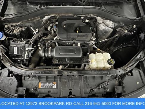 Used 2020 Ford Explorer XLT w/ Comfort Package AWD/4WD image 29