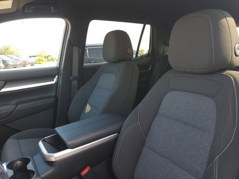 New 2026 GMC Terrain Elevation w/ Black Edition FWD image 5