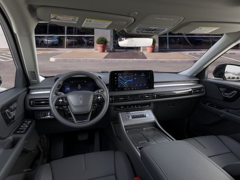 New 2026 Lincoln Aviator 2WD w/ Jet Appearance Package image 9