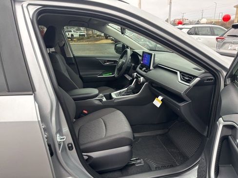 New 2025 Toyota RAV4 XLE image 11