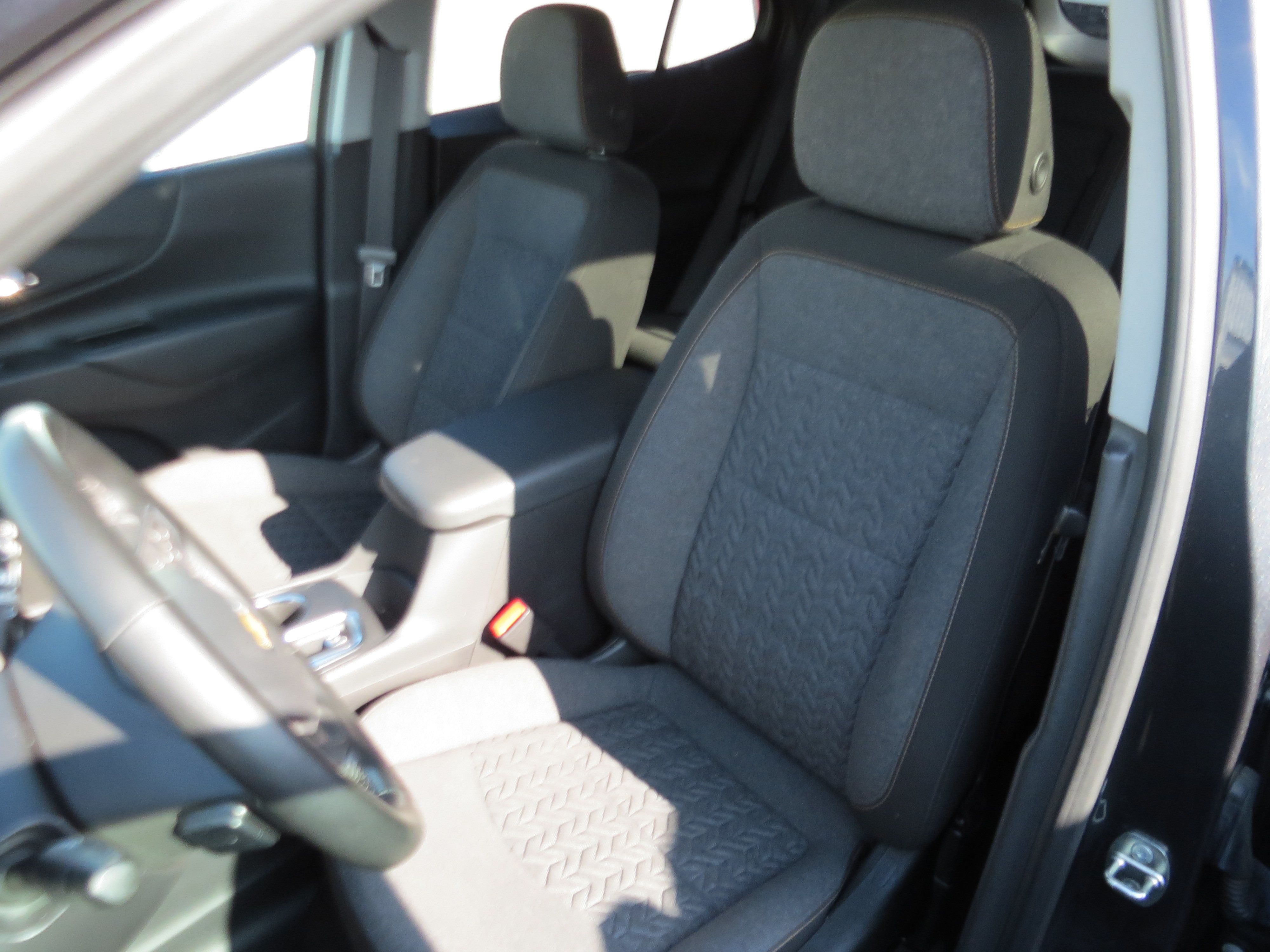 Used 2023 Chevrolet Equinox LT FWD image 10