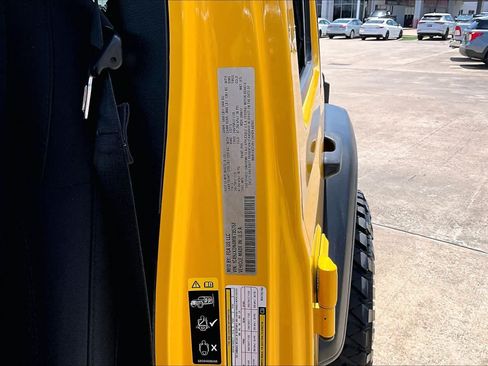 Used 2021 Jeep Wrangler Unlimited Sport AWD/4WD image 32