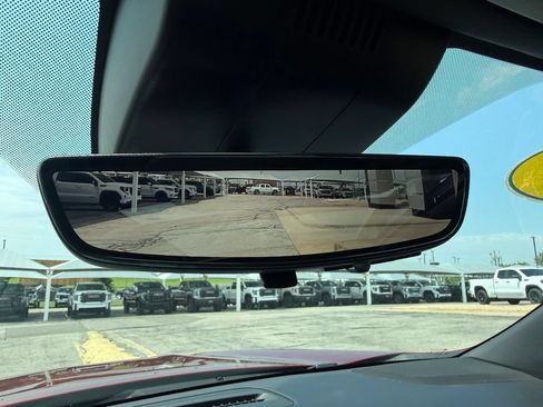 Used 2023 Chevrolet Tahoe High Country AWD/4WD image 15