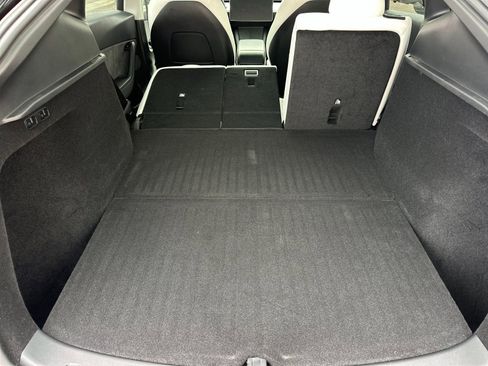 Used 2023 Tesla Model Y Long Range image 16