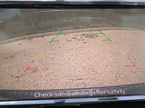 Used 2018 Nissan Rogue S image 12