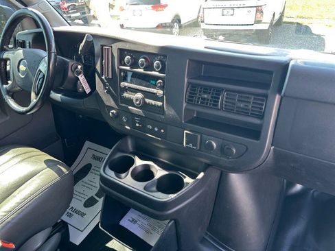 Used 2018 Chevrolet Express 2500 w/ Driver Convenience Package RWD image 35