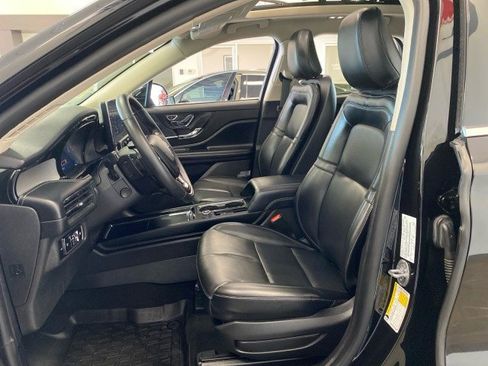 Used 2023 Lincoln Corsair AWD w/ Equipment Group 101A image 15