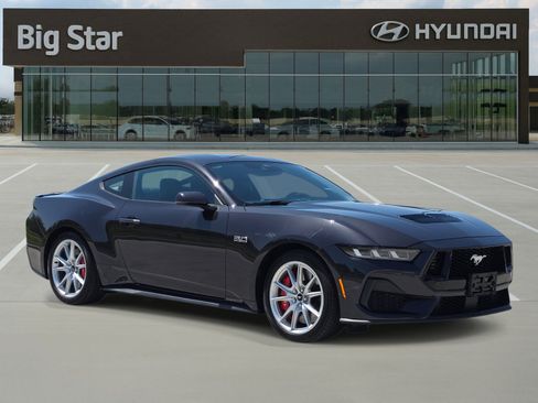 Used 2024 Ford Mustang GT Premium RWD image 6