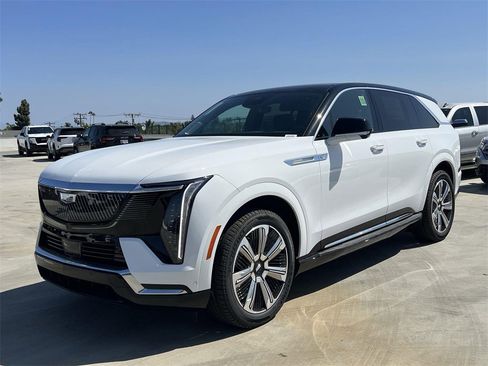 New 2025 Cadillac Escalade IQ Luxury 2 image 8