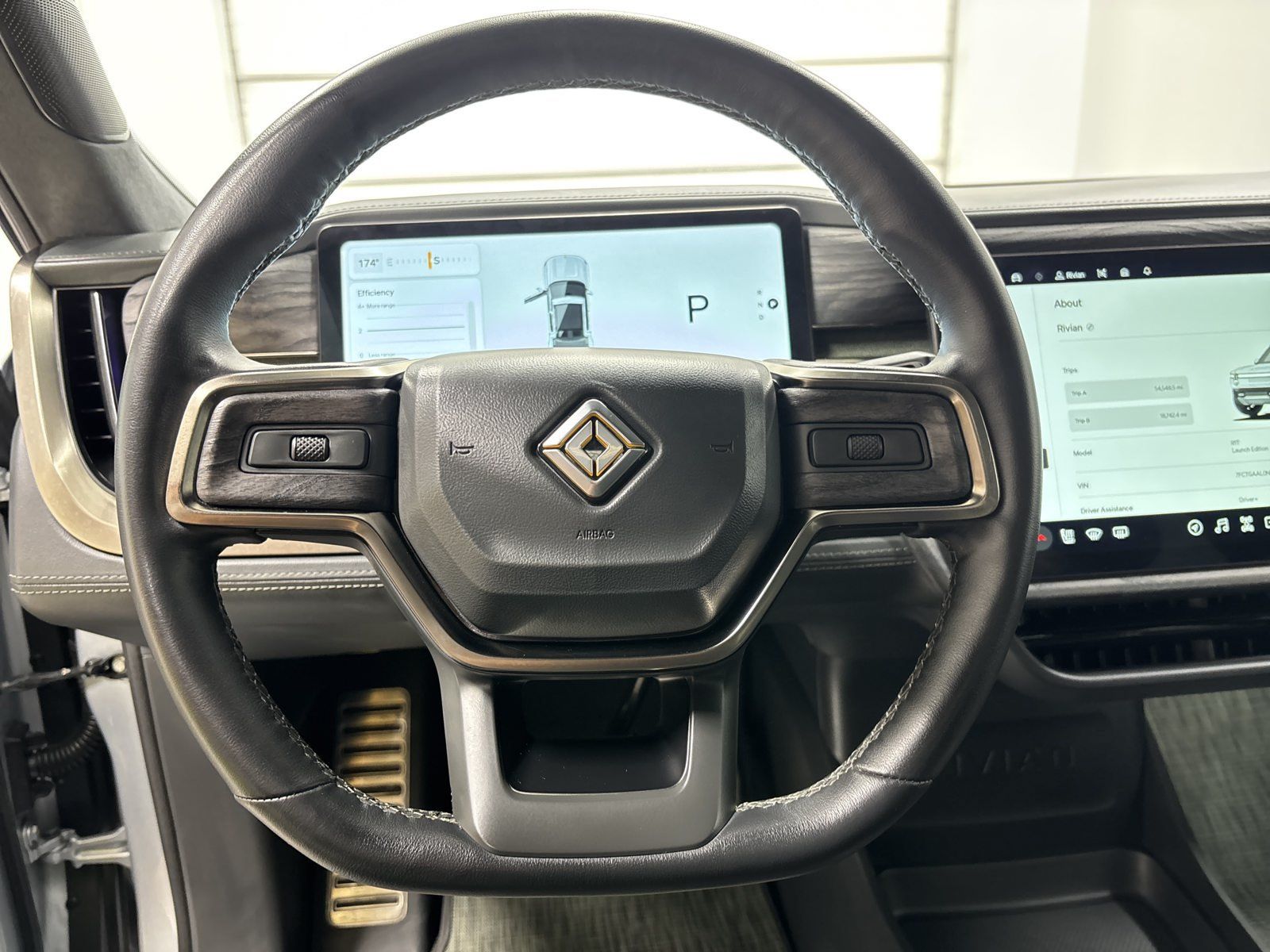 Used 2022 Rivian R1T Launch Edition AWD/4WD image 26