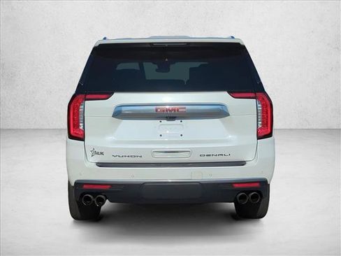 Used 2024 GMC Yukon Denali w/ Advanced Technology Package AWD/4WD image 6