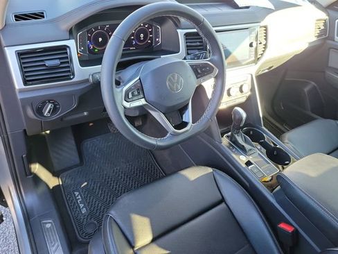 Used 2022 Volkswagen Atlas SE image 21