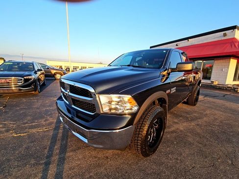 Used 2015 RAM 1500 Classic SLT image 8