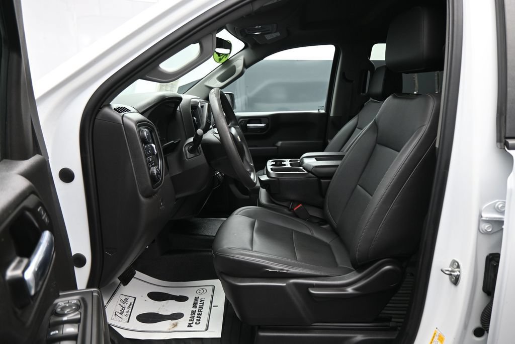 Used 2022 Chevrolet Silverado 1500 W/T w/ WT Convenience Package AWD/4WD image 9