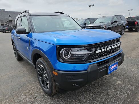 New 2026 Ford Bronco Sport Outer Banks AWD/4WD image 2