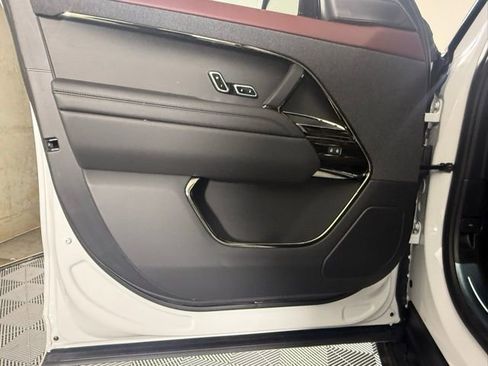 New 2025 Land Rover Range Rover Sport Dynamic SE AWD/4WD image 14
