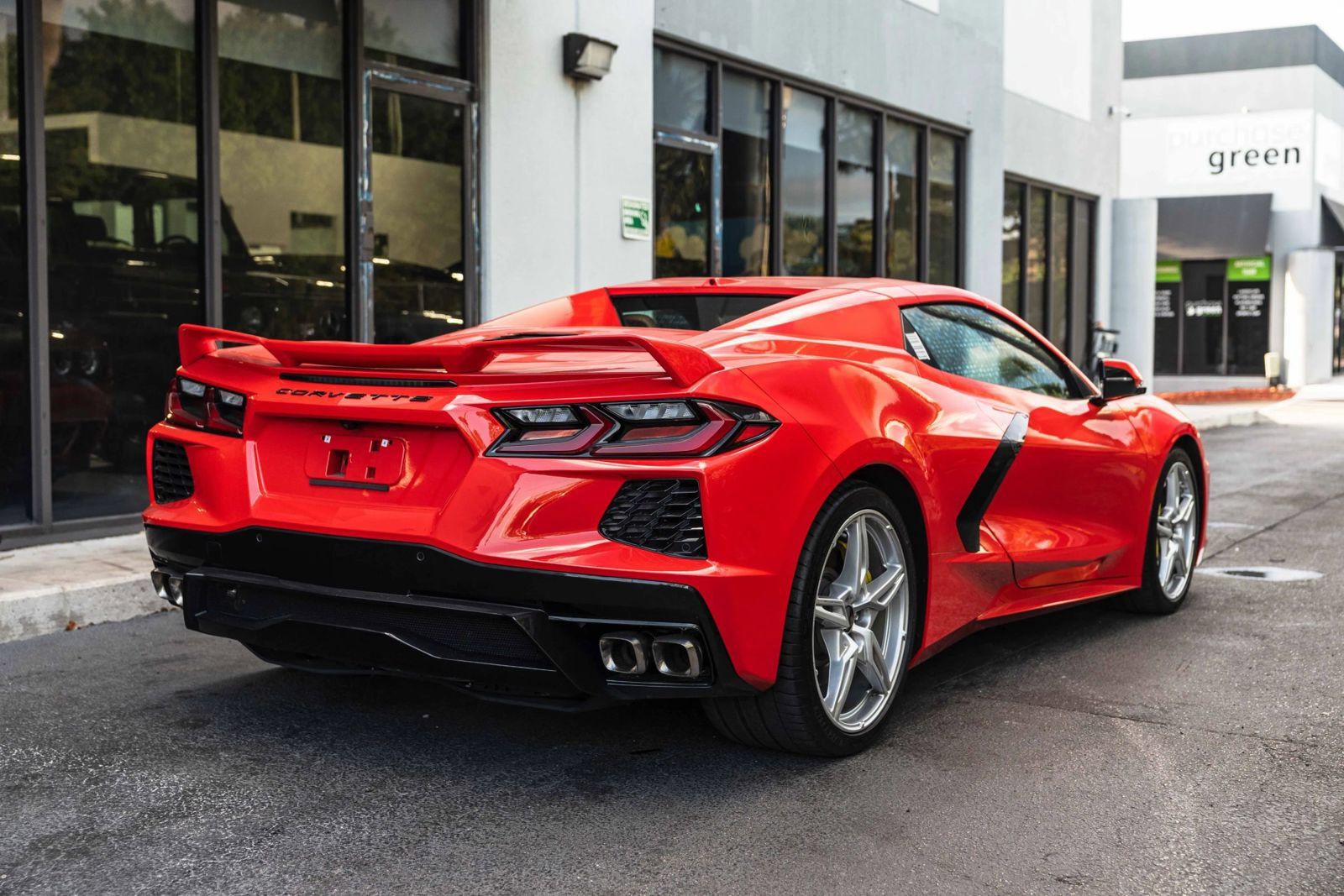 Used 2021 Chevrolet Corvette Stingray Preferred Conv w/ Z51 Performance Package RWD image 9