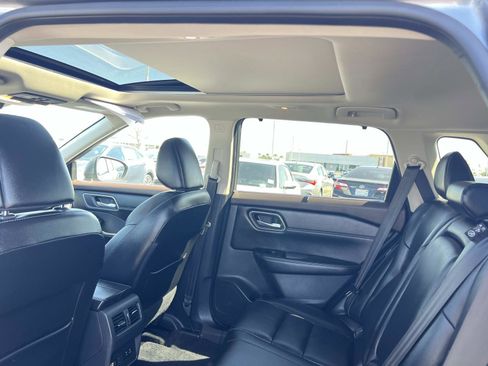 Used 2021 Nissan Rogue SL image 22