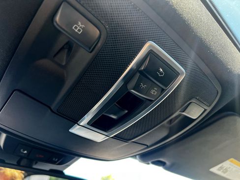 Used 2012 Mercedes-Benz ML 63 AMG 4MATIC image 15