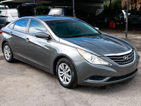 Used 2013 Hyundai Sonata GLS image 15