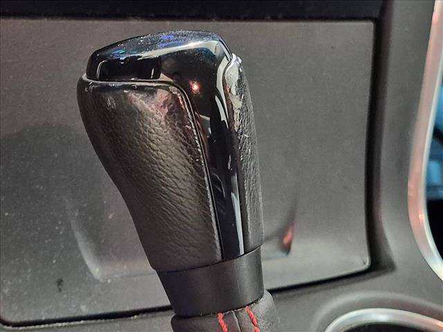 Used 2015 Toyota Camry SE FWD image 17