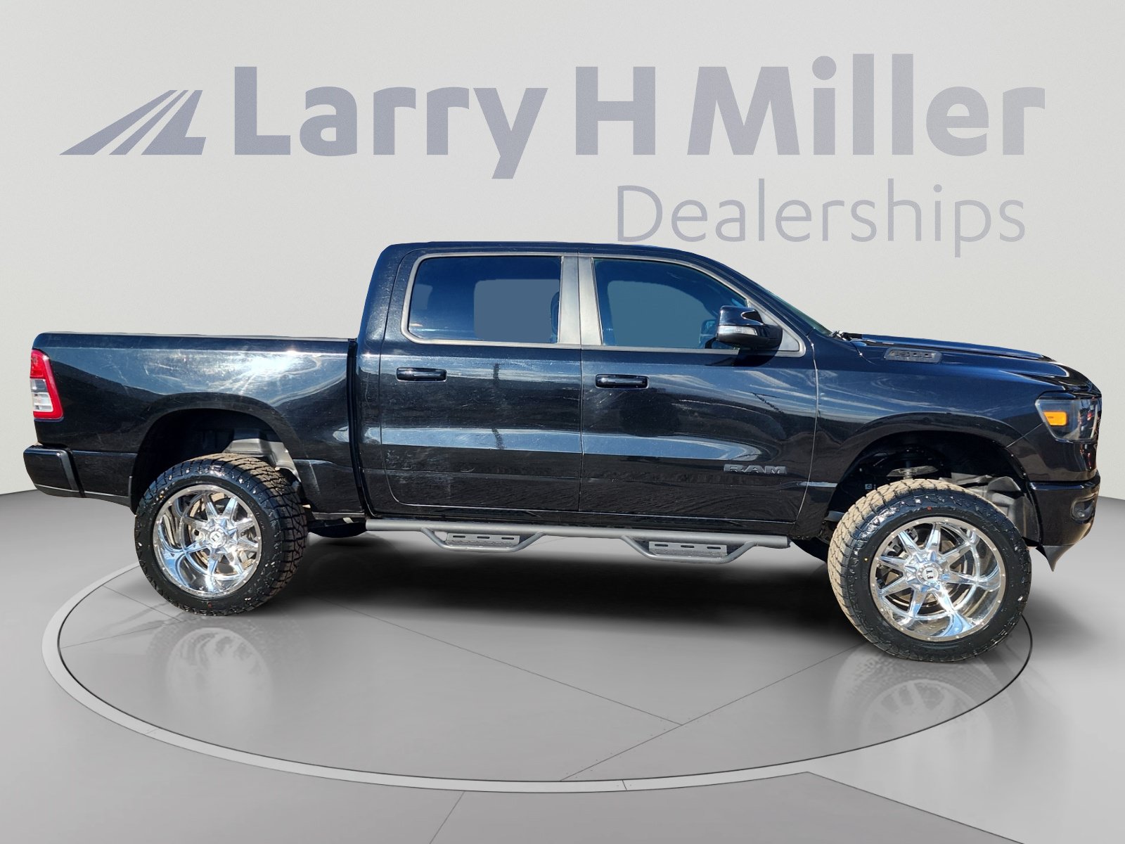 Used 2020 RAM 1500 Big Horn AWD/4WD image 6