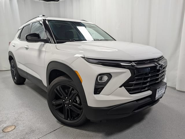 New 2026 Chevrolet TrailBlazer LT AWD/4WD image 2