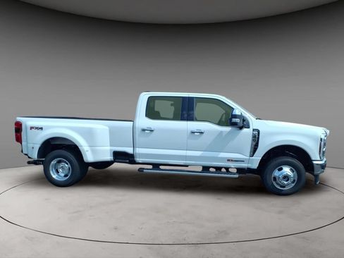 New 2026 Ford F350 Lariat w/ Lariat Premium Package AWD/4WD image 6