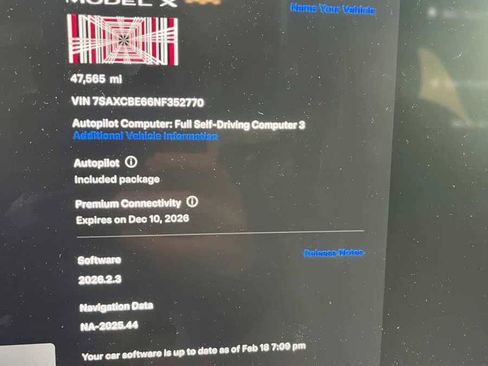 Used 2022 Tesla Model X Plaid image 9