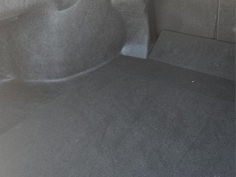 Used 2025 Toyota Camry SE image 10